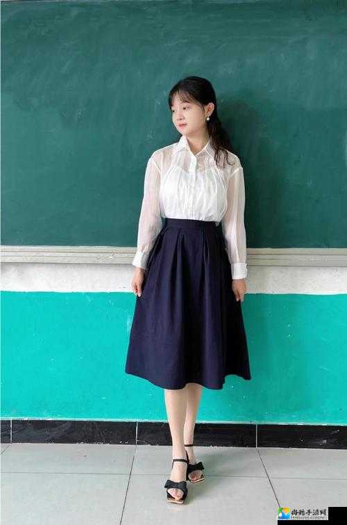 肉丝熟妇老师视频事件发酵：教育者的边界与公众认知的碰撞