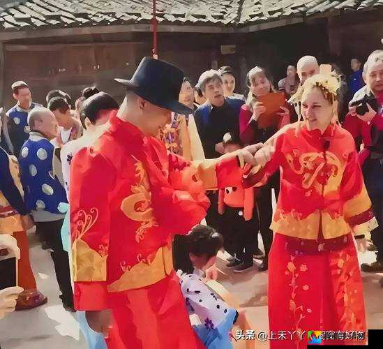 村里来个洋媳妇免费看电视剧，跨国婚姻如何打破文化隔阂？